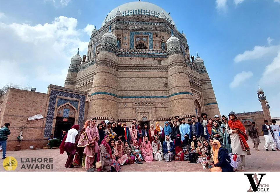 An Architectural Walk To Remember | LAHORE AWARGI - Seen and the Unseen